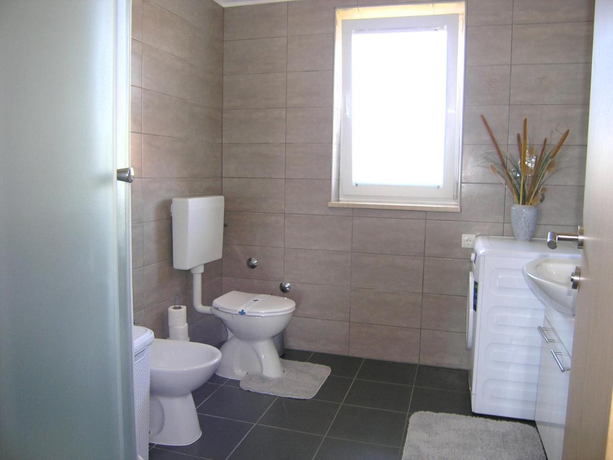 Apartment Goran Krk Town Eksteriør billede