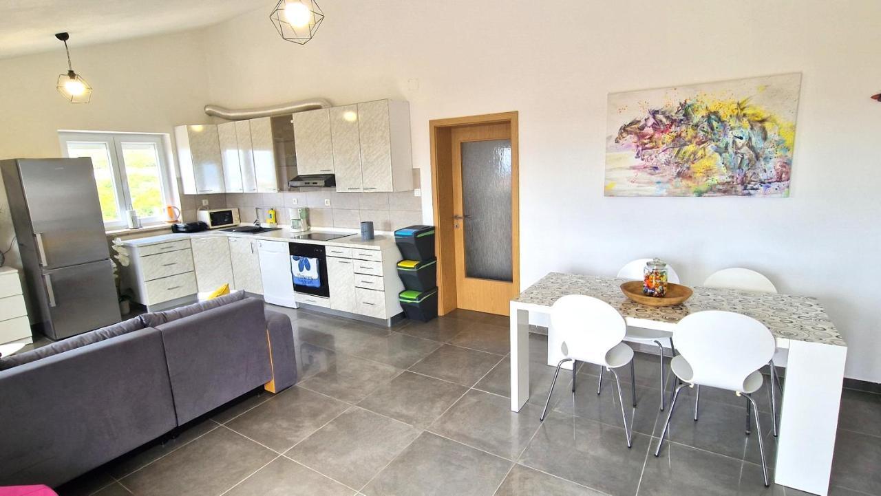 Apartment Goran Krk Town Eksteriør billede